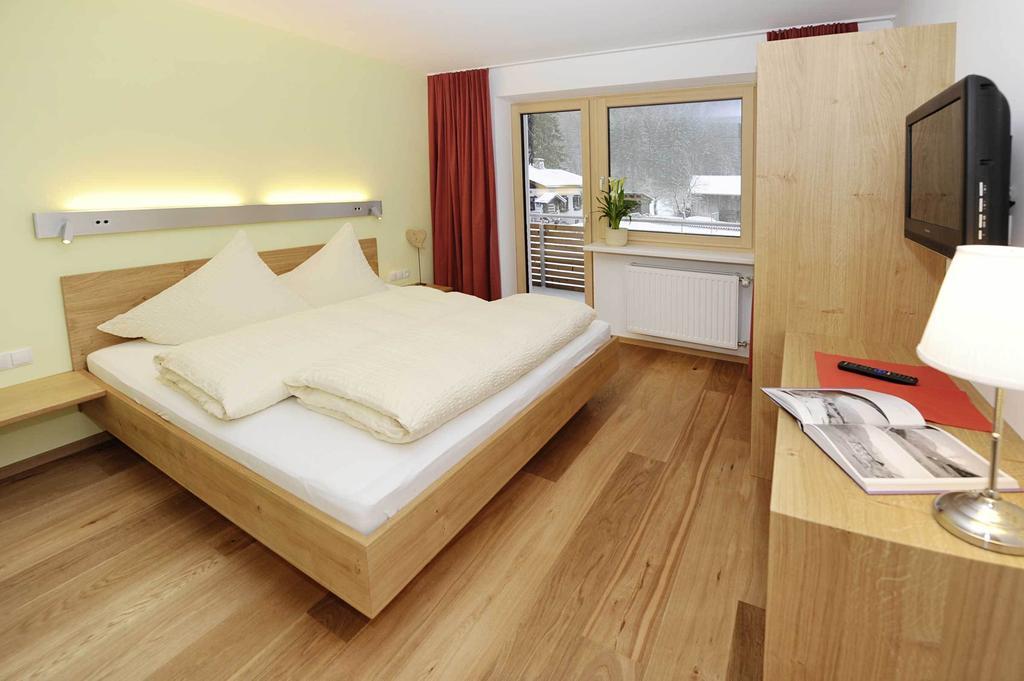 Valbella Bed&Breakfast Partenen Rum bild