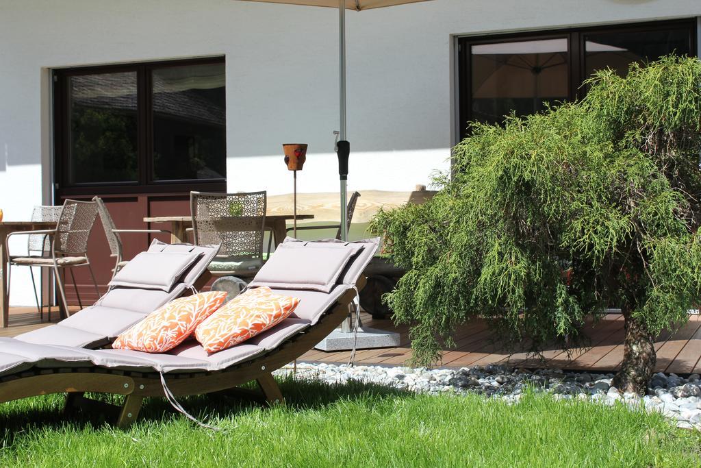 Valbella Bed&Breakfast Partenen Exteriör bild